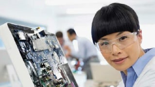 Industry 4.0: Building the digital enterprise – Engineering & Construction