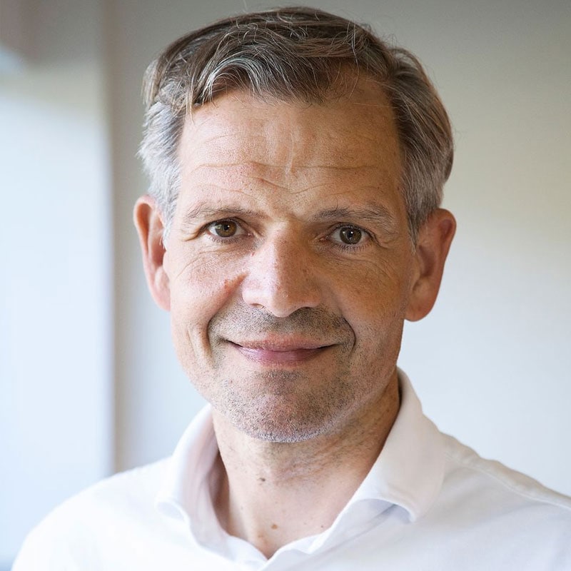 Headshot of Jacques de Swart